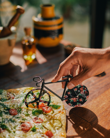 Fixie Bicycle Pizza cutter - Wild Rose design
